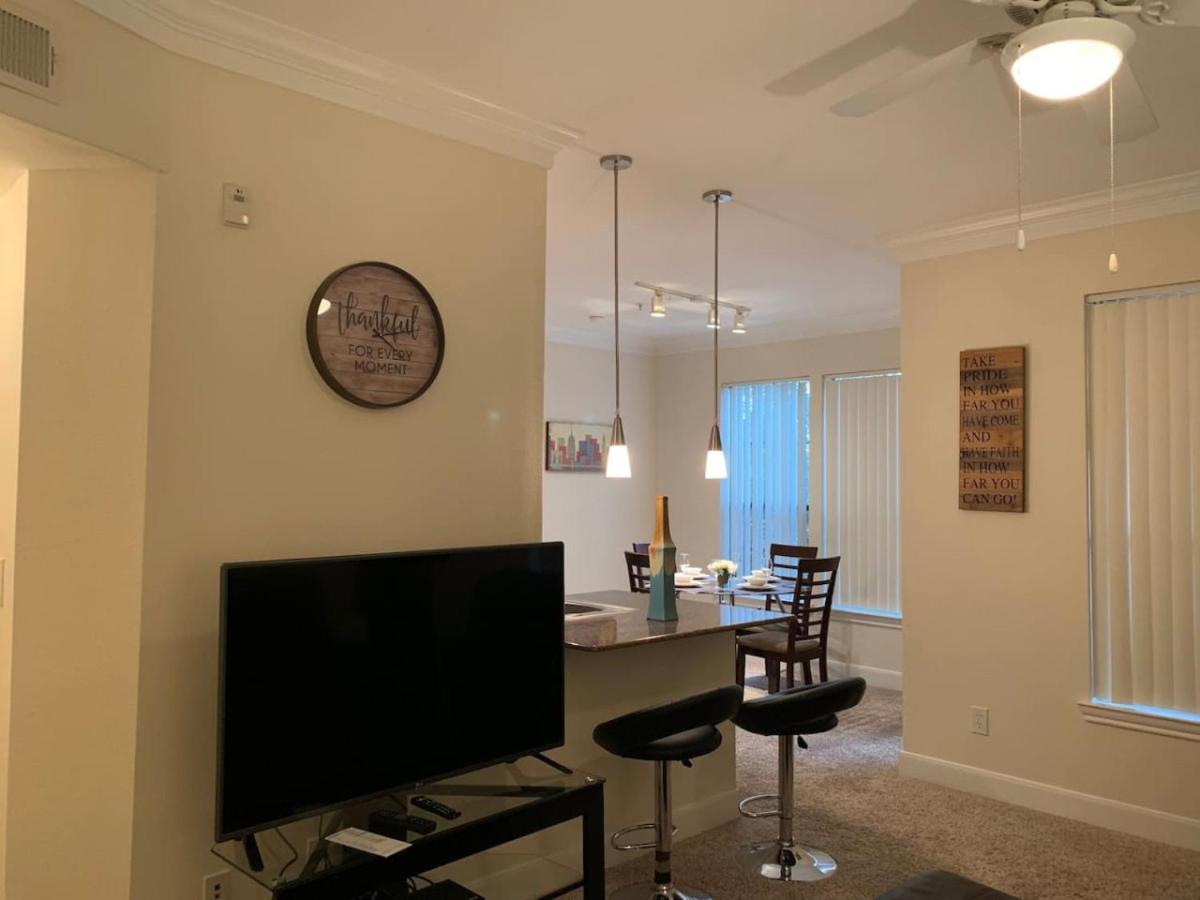 Luxury Fully Furnished Apartments By Nasa And Kemah Boardwalk Houston Room photo